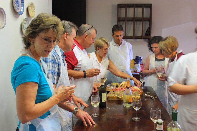 Cooking Classes in Tuscany Among the Chianti Vineyards