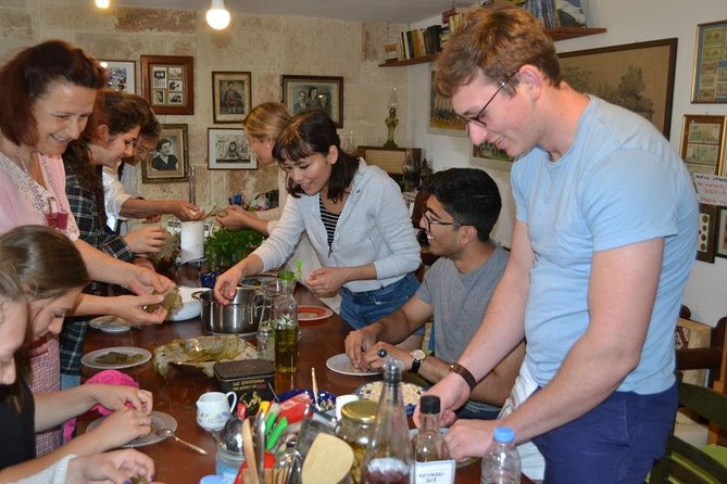 Cretan Cooking Class and Dinner: Evening in a Rethymno Home