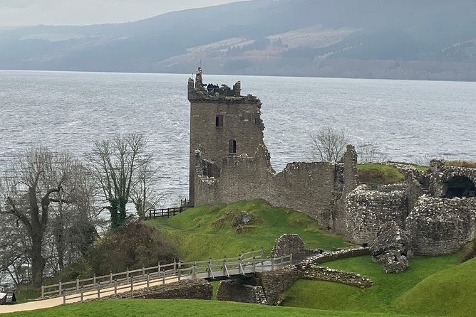 Culloden Battlefield, Clava Cairns and Loch Ness, Urquhart Castle