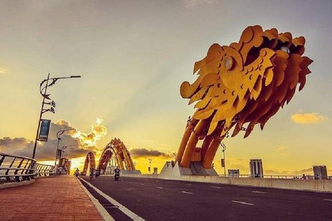 Da Nang City Tour by Motorbike With Friendly Ao Dai Females Biker