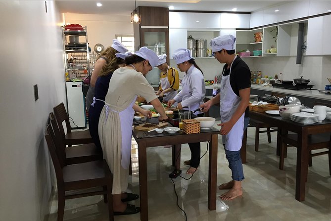 Da Nang Cooking Class Small Group