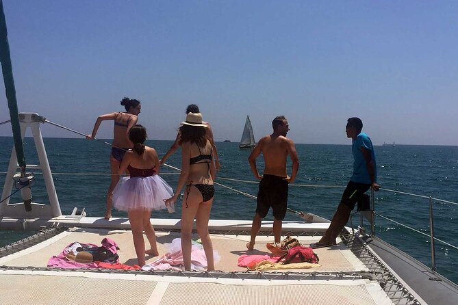 Day Cruise Party With Lunch & Seaside Cocktail in Valencia - Good To Know