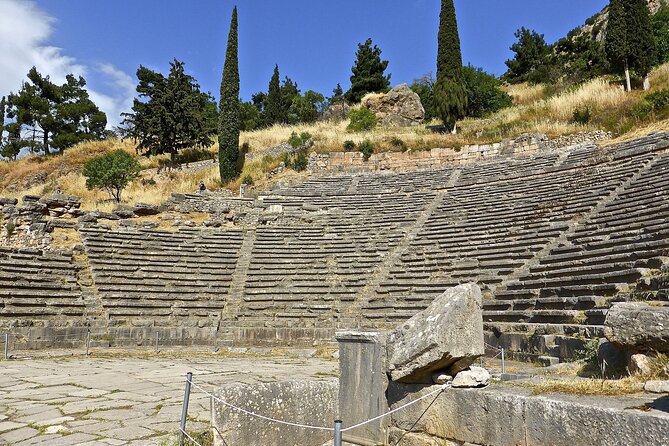 Delphi and Hosios Loukas Monastery Full Day Private Tour