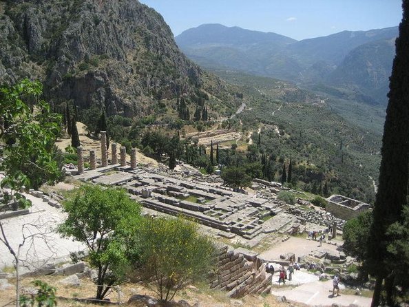 Delphi and Thermopylae Full Day Tour - Good To Know