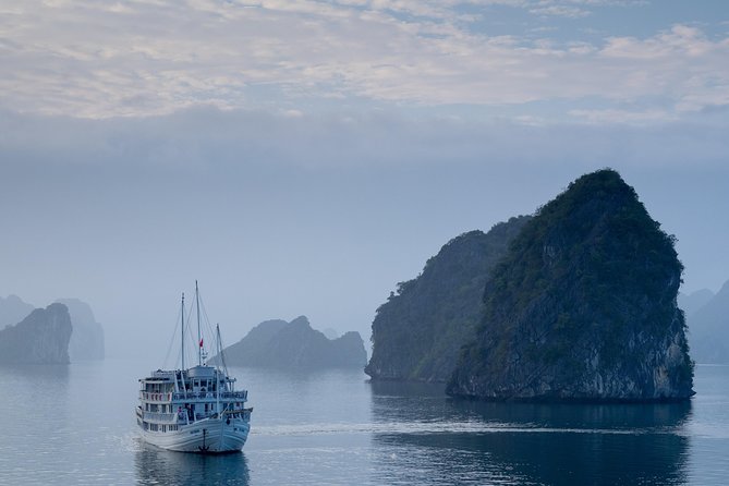 Deluxe 2 Days Cruise and Kayak Adventure in Halong Bay - Good To Know