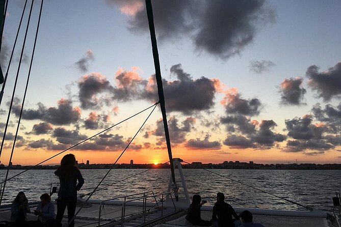 Denia Sunset Cruise and Dinner at the Port - Good To Know