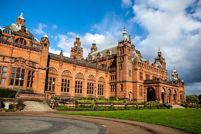 Departure Private Transfers: Glasgow City to Glasgow Airport GLA in Business Car