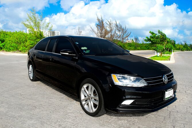 Departures in Luxury Sedan From Puerto Aventuras to CUN Airport - Good To Know