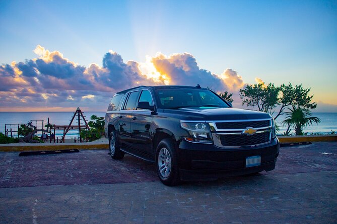 Departures in Luxury SUV From Puerto Aventuras to Cancun Airport