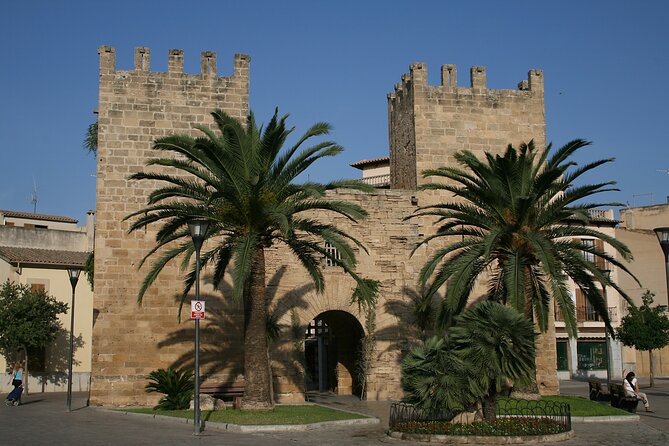 Discover North Mallorca Beauty on Guided Trip FROM SOUTH Resorts