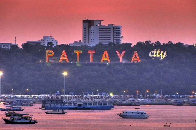 Discover Pattaya Like Local by Songthaew