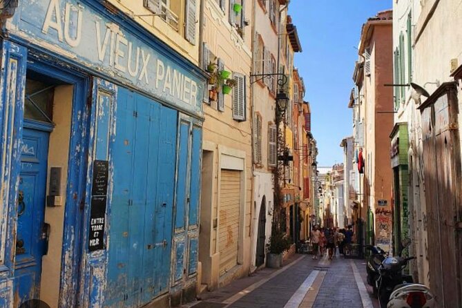 Discover the Old Streets, Monuments and Markets in Marseille. - Good To Know