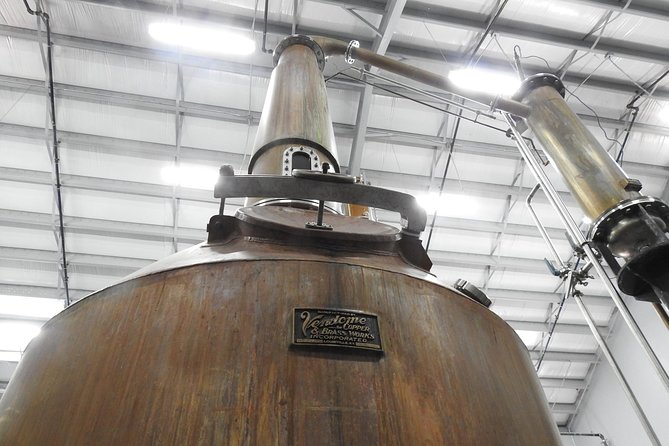 Distillery & Rum Tasting Tour in Grand Cayman