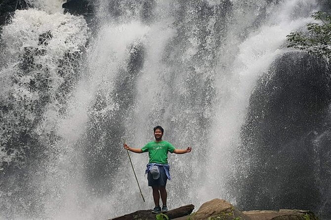 Doi Inthanon Best Trekking Visit Hill Tribe Rice Fields Waterfall Twin Pagoda - Good To Know