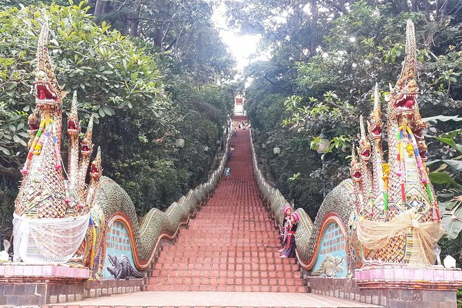 Doi Suthep and Thai Handicraft Tour From Chiang Mai - Good To Know