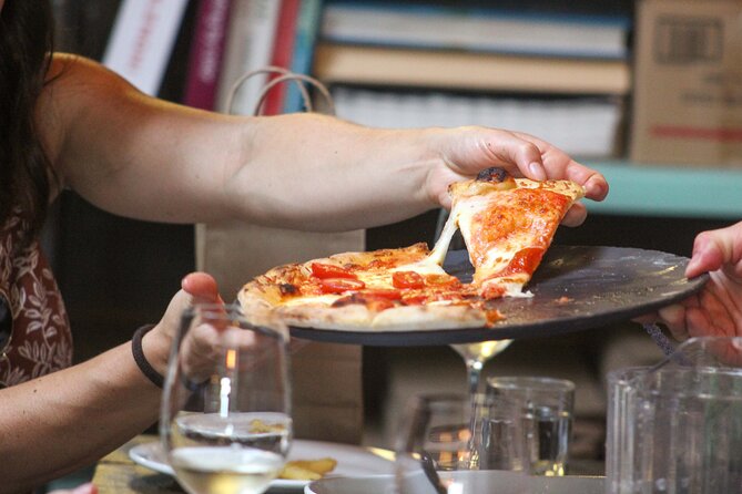 Downtown Kelowna Walking Food Tour With 7 Tastings and Drinks - Good To Know