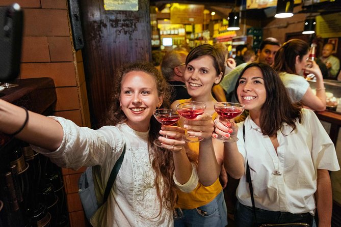Drinks & Bites in El Born Private Tour - Experience Barcelona Nightlife Like a Local