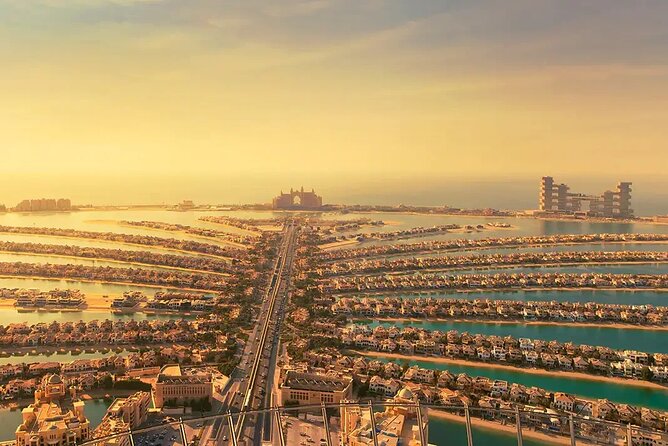 Dubai Combo: Burj Khalifa At The Top & View at The Palm Tickets - Dubais Iconic Landmarks