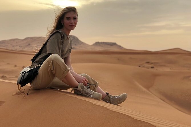 Dubai Private Red Dunes Desert Adventure With Shows and Dinner - Good To Know
