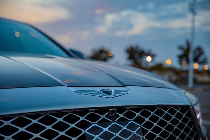 Dubai Private Transfer in GENESIS Limousine - Good To Know