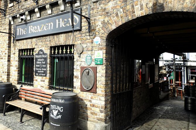 Dublin Old Town: Famous Pubs Outdoor Escape Game