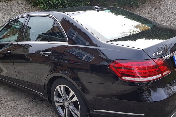 Dublin To Portrush UK Private Luxury Car Transfer