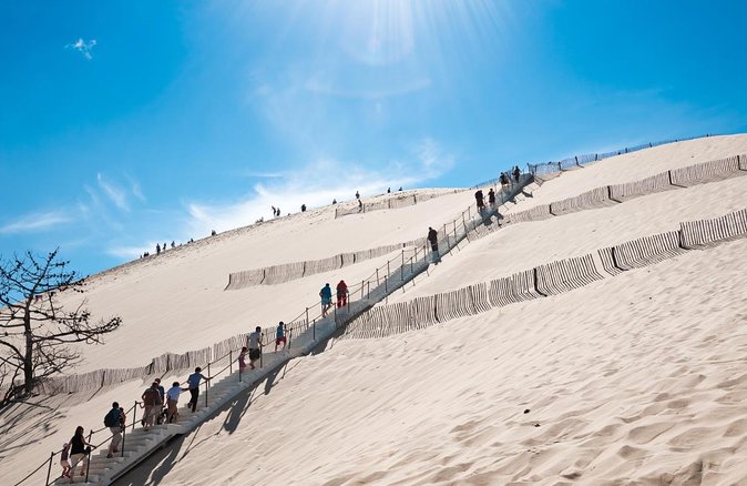 Dune Du Pilat and Oysters Tasting in Only 1 Hour Away From Bordeaux ! What Else?