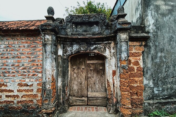 Duong Lam Ancient Village Day Tour - Itinerary Overview