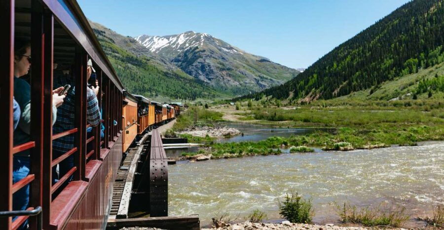 Durango: Round-Trip Train Ticket to Silverton