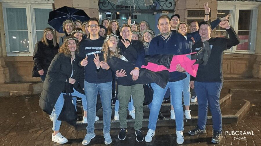 Düsseldorf: Private PubCrawl - Good To Know