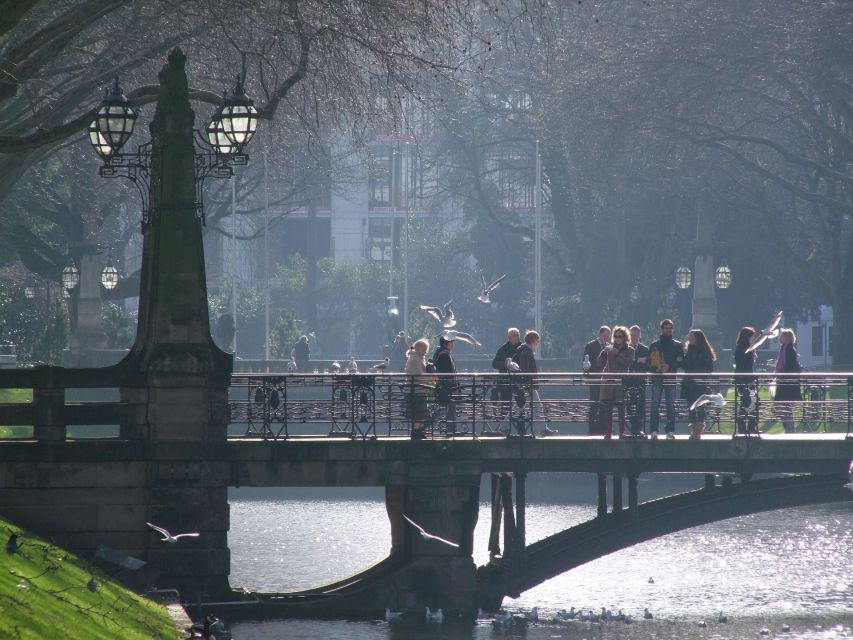 Düsseldorf: Private Walking Tour With a Professional Guide