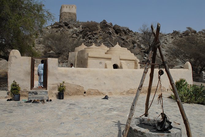 East Coast and Sharjah Day Tour From Dubai - Good To Know