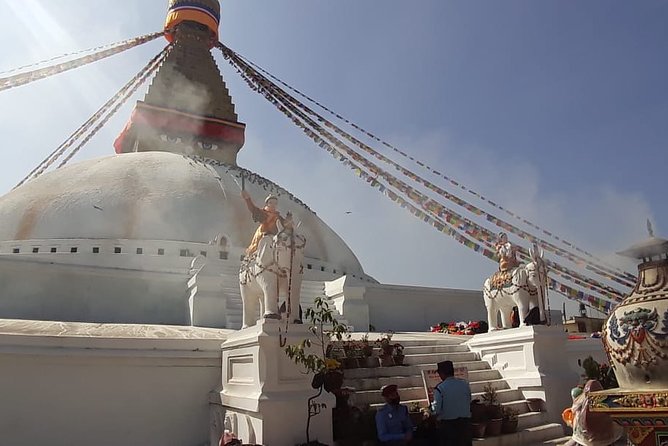 Easy Hiking to Syambhunath Stupa - Good To Know