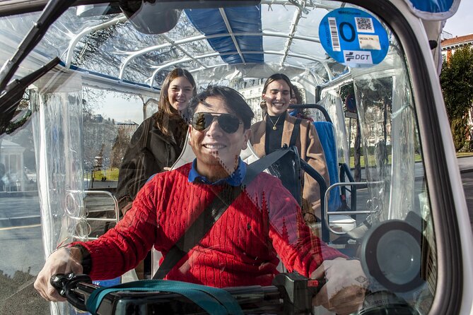 Eco Friendly Tuk Tuk Experience With the Local in Madrid - Overview and Experience