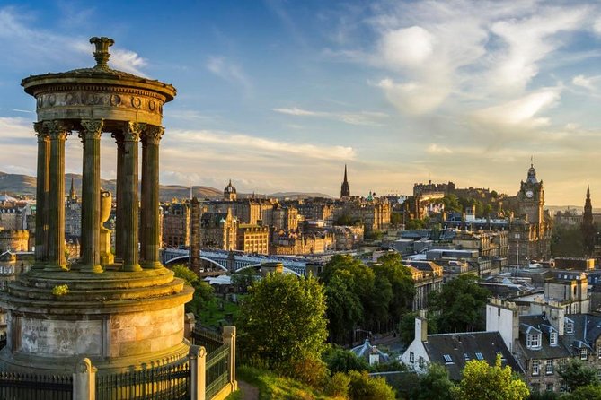 Edinburgh Airport Transfer: Edinburgh to Airport EDI in Luxury Van - Accessibility Information