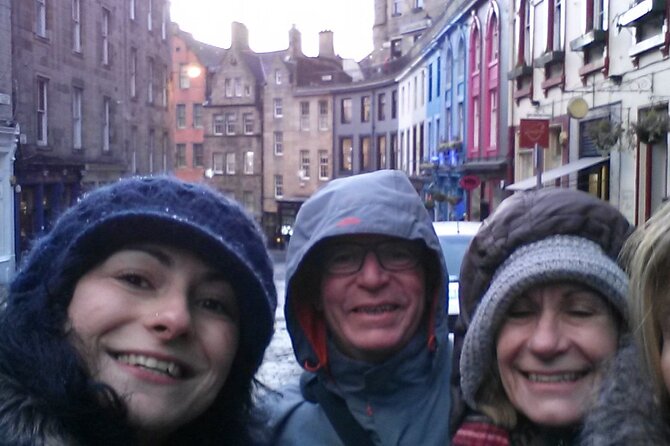 Edinburgh Custom Private Tour With a Local, See the City Unscripted