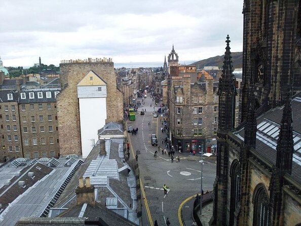 Edinburgh Historical Gems Tour & A Taste of Scottish Fudge