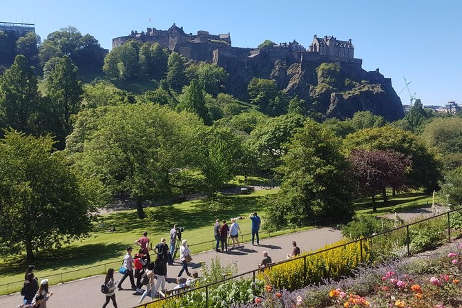 Edinburgh: Small-Group Secret City Walking Tour