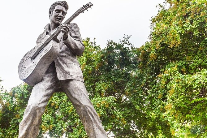 Elvis in Memphis Private Tour Including Graceland Tickets
