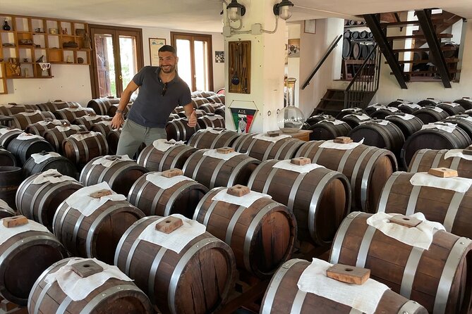 Emilia Flavors: Parmigiano, Balsamic Vinegar and Local Wines Discovery Tour