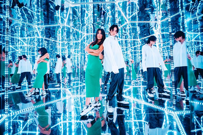 Entrance to the Studio of Wonders in Berlin - Good To Know