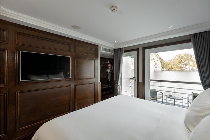 Era Cruise 3-Day Explore Halong Bay and Lan Ha Bay From Hanoi - Date and Travelers