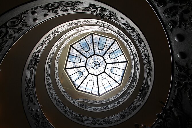 Exclusive First Access Vatican Tour With Skip the Line Basilica - Good To Know