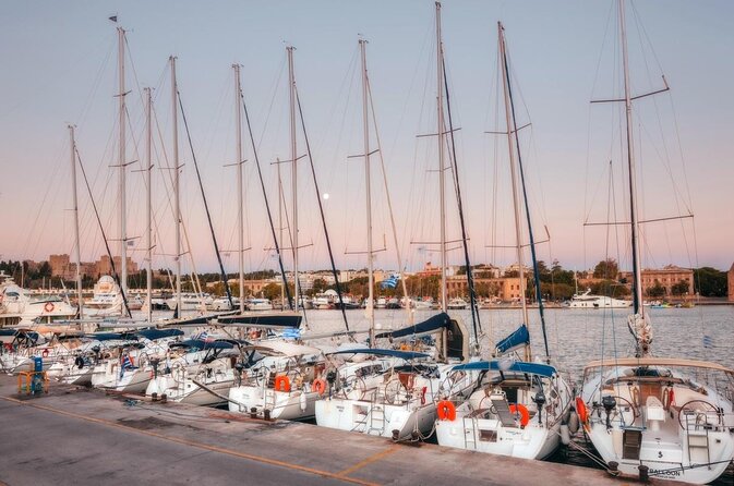 Exclusive Sunset Cruise Live Music, Chefs Menu, Drinks and More!