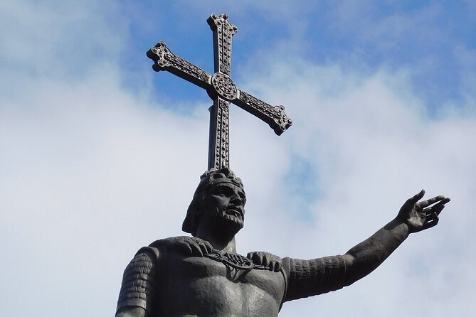 Excursion to the Lakes and Covadonga From Cangas De Onís - Pricing and Inclusions