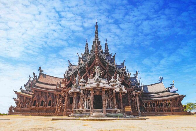 Experience Pattaya- Beach City in One Night Two Day Package