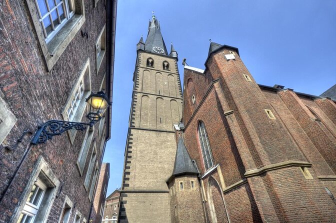 Explore Dusseldorf in 1 Hour With a Local - Good To Know