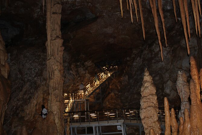Explore HıDıRnebi Higland and Cal Cave Private Tour