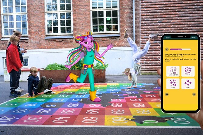 Family Copenhagen Treasure Hunt Tour – Unlock Danish Happiness
