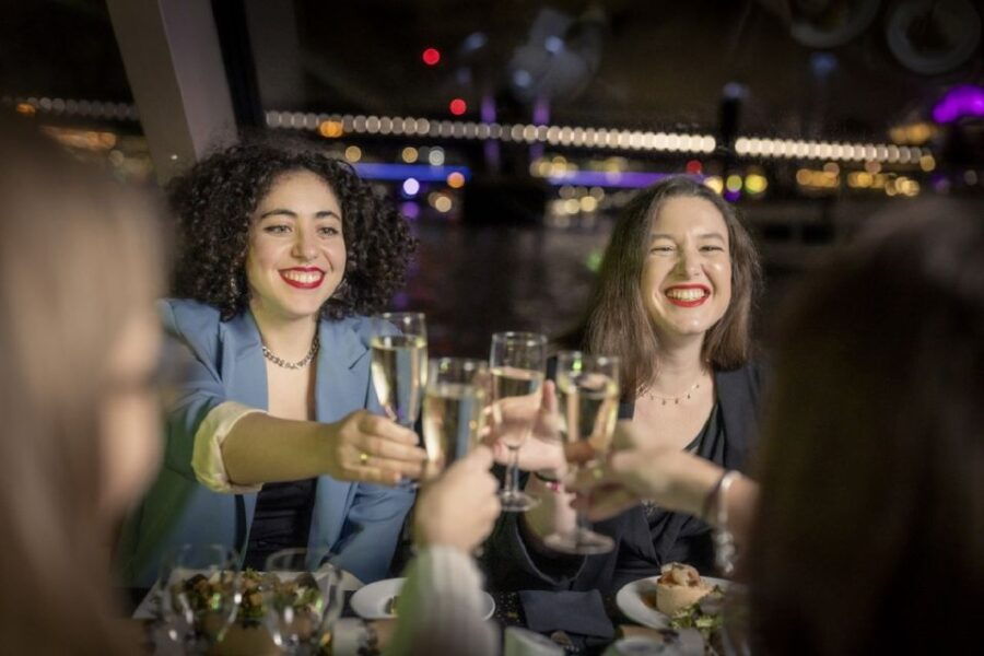 Festive London New Year's Eve 3-Course Dinner Cruise - Good To Know